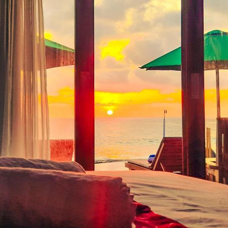 Juan Beach Bungalow Batununggul Экстерьер фото