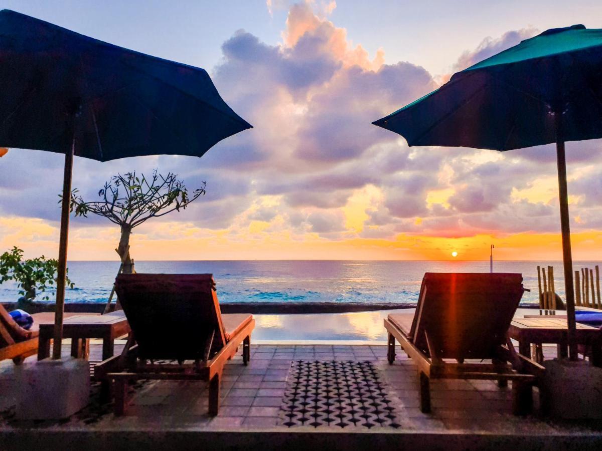 Juan Beach Bungalow Batununggul Экстерьер фото