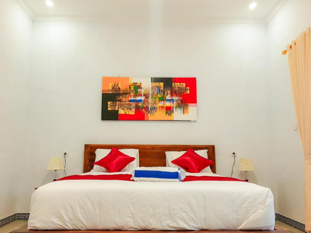 Juan Beach Bungalow Batununggul Экстерьер фото