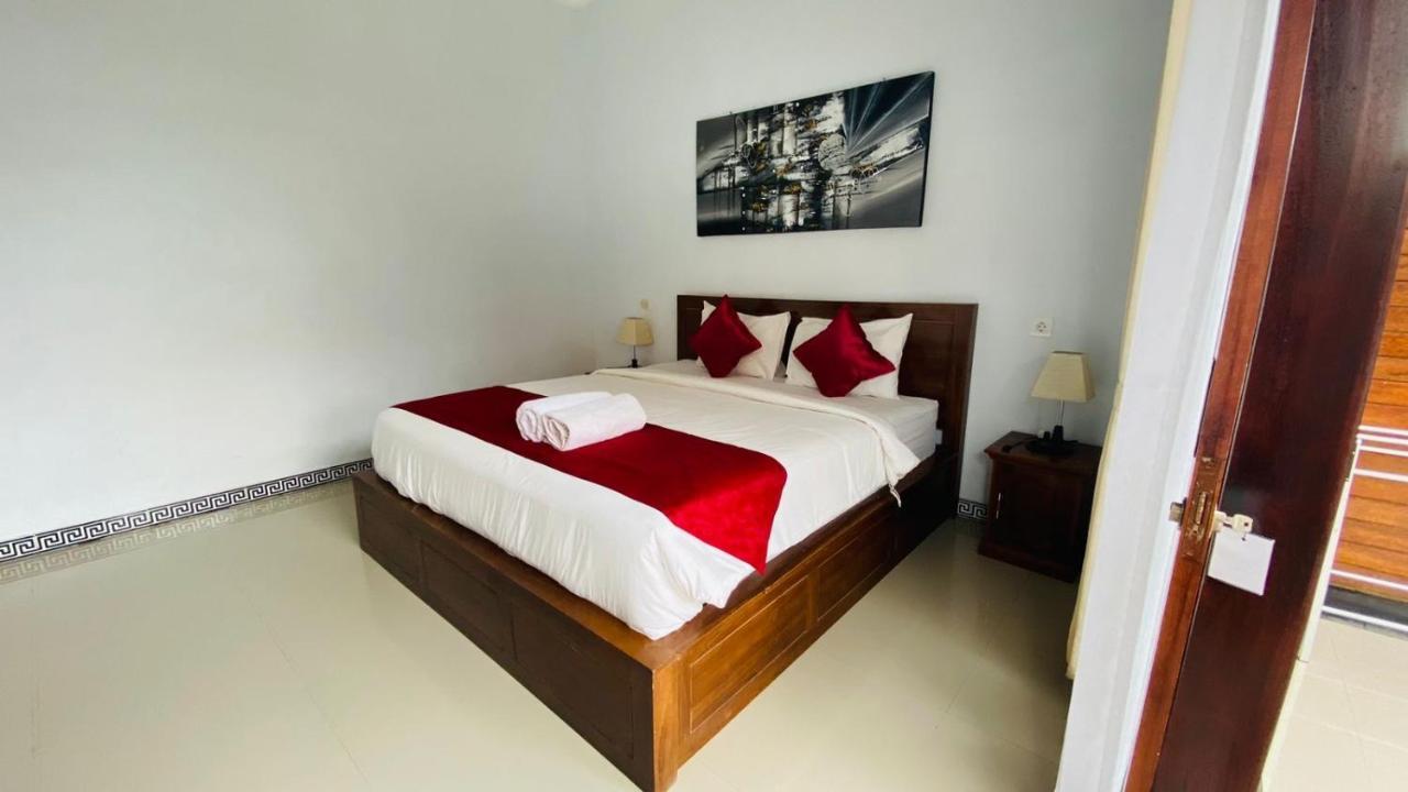 Juan Beach Bungalow Batununggul Экстерьер фото