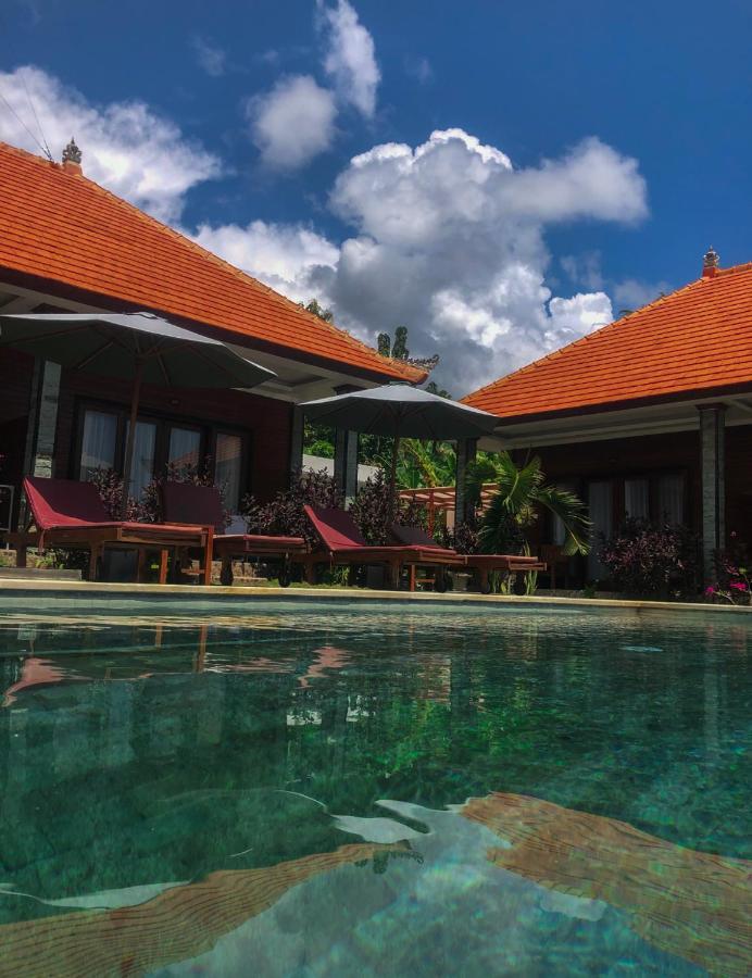 Juan Beach Bungalow Batununggul Экстерьер фото